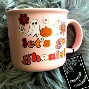 Cobwebs & Cauldrons Halloween Mug. NWT